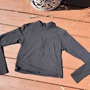 Lululemon Cropped Halfzip